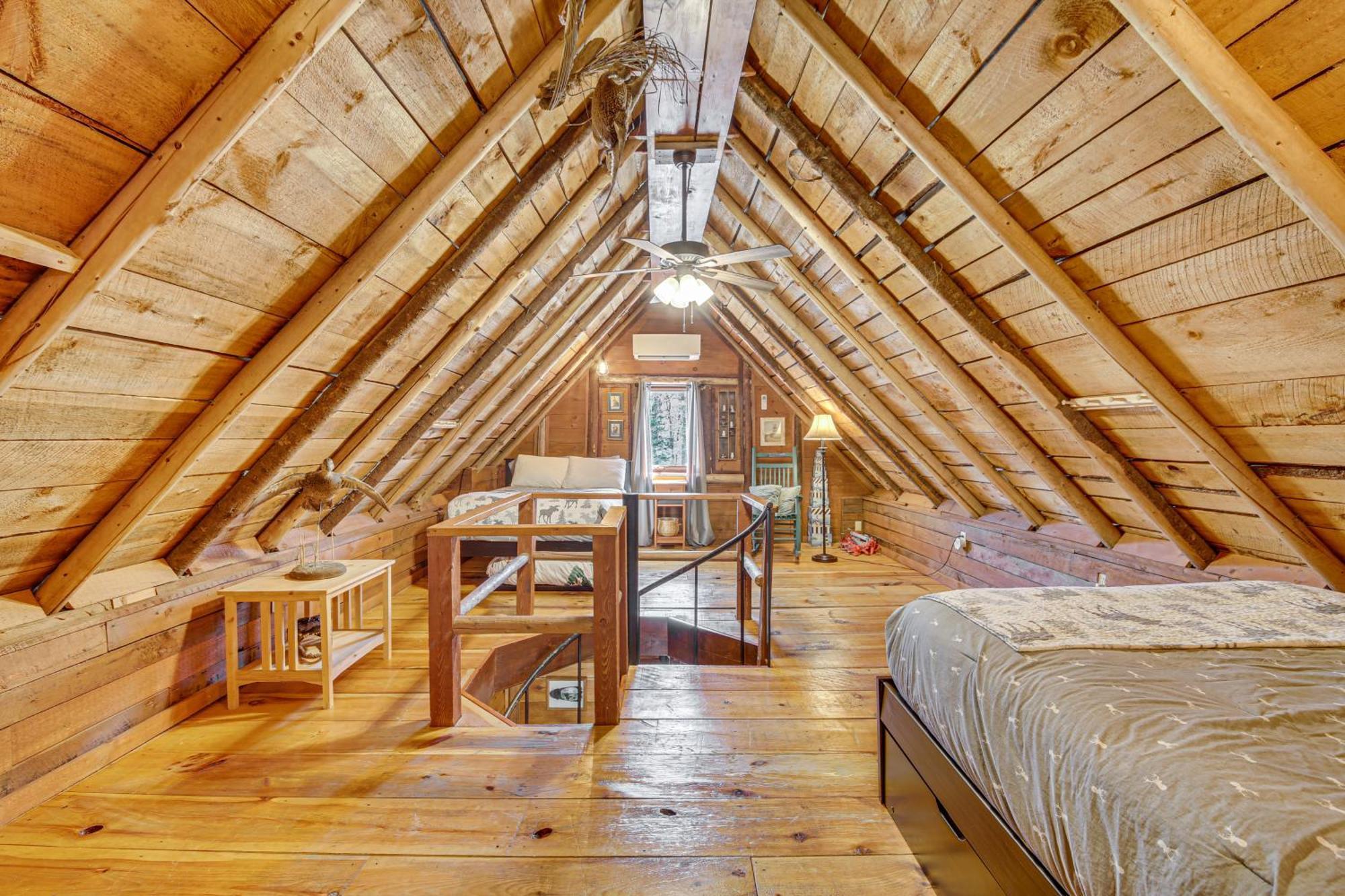 Rustic Searsport Cabin Loft And Sunroom On 10 Acres 외부 사진