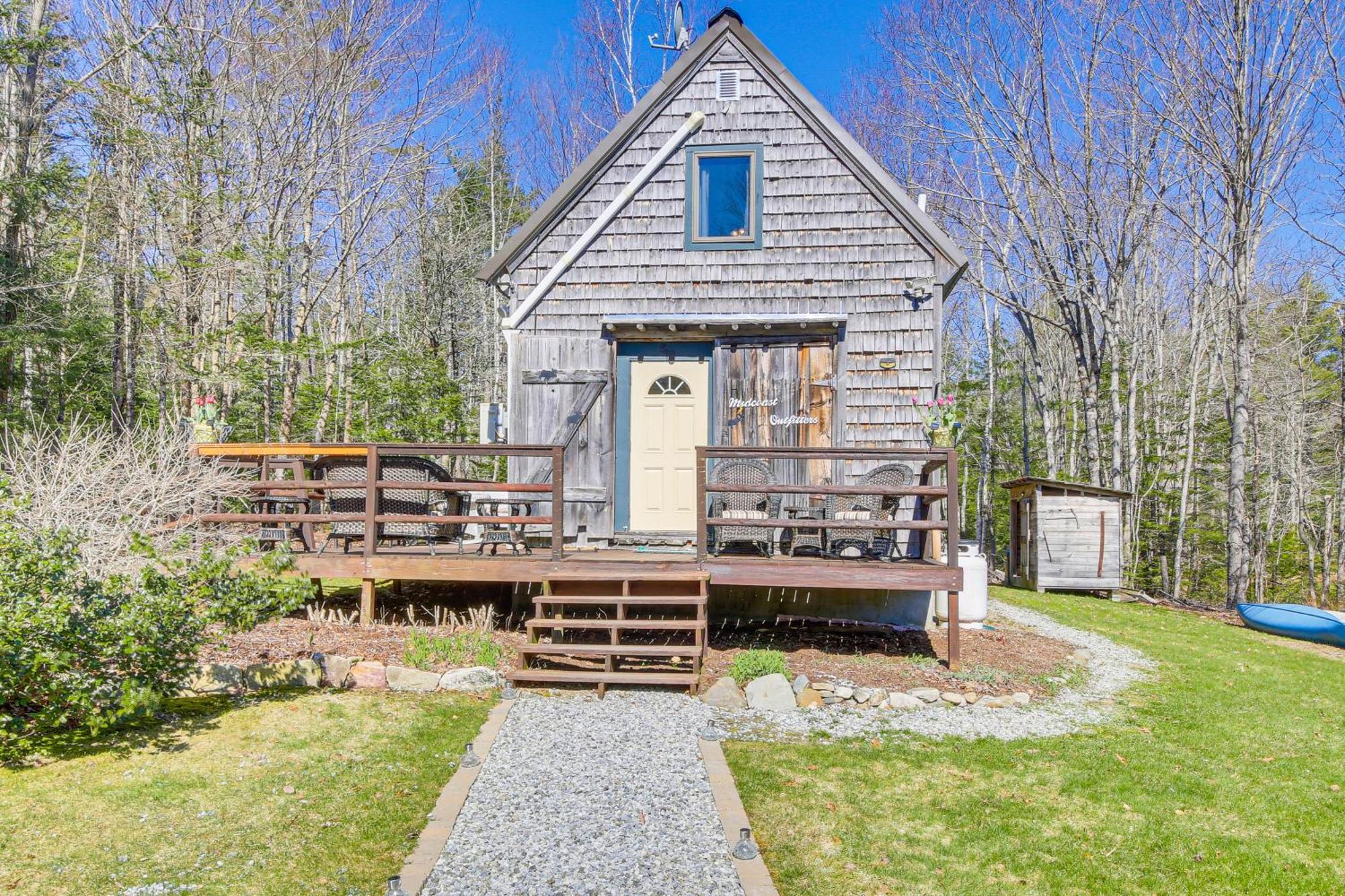 Rustic Searsport Cabin Loft And Sunroom On 10 Acres 외부 사진