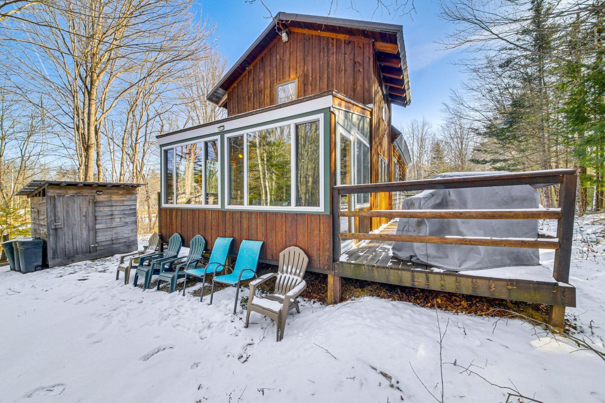 Rustic Searsport Cabin Loft And Sunroom On 10 Acres 외부 사진